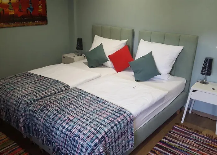Renatus Apartment